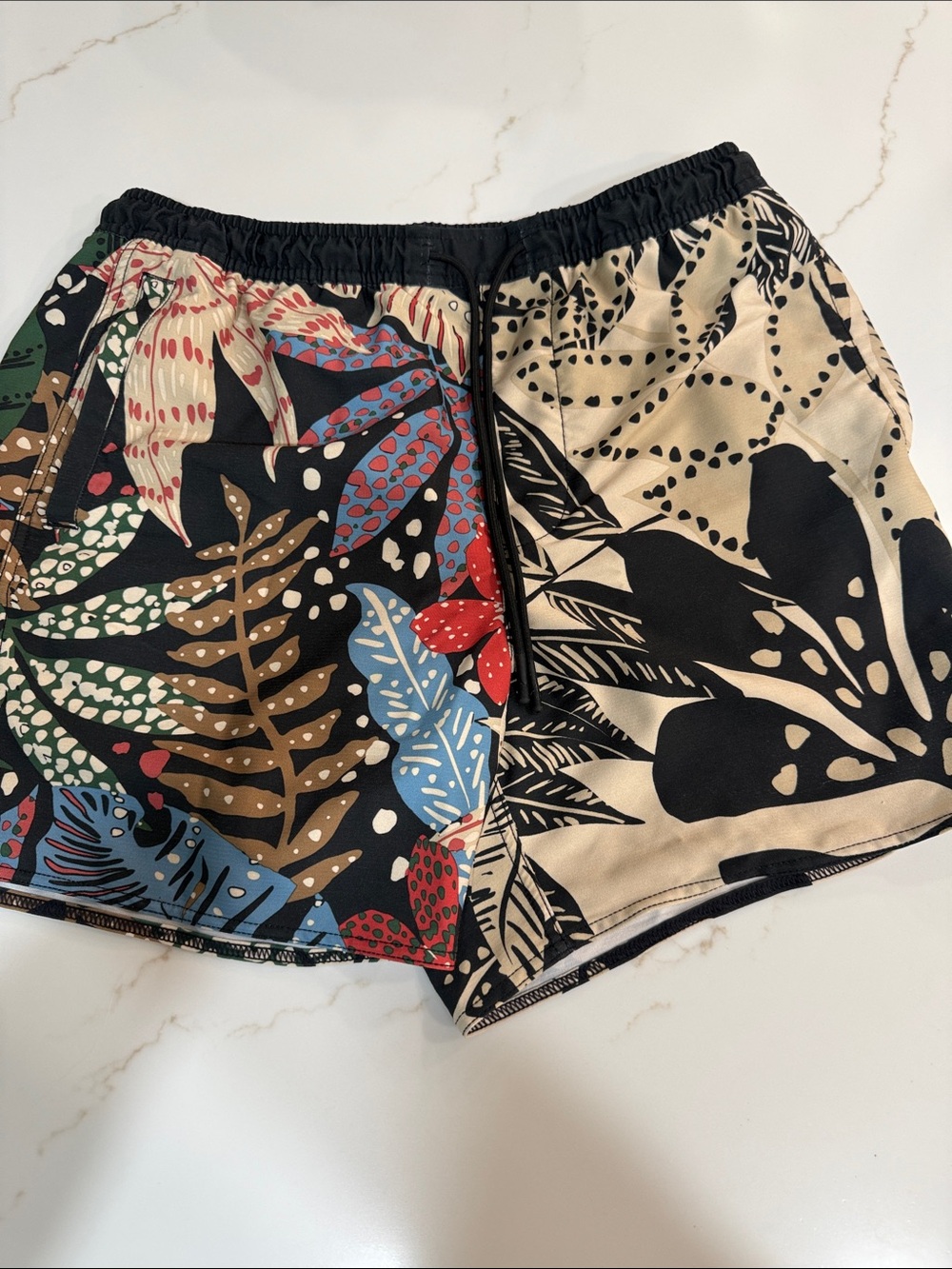 Stance Men's Multicolor Tropical Print Swim Trunks - Black & Beige